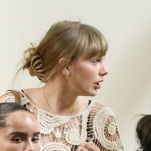 Anthropologie Aimee Claw Hair Clip